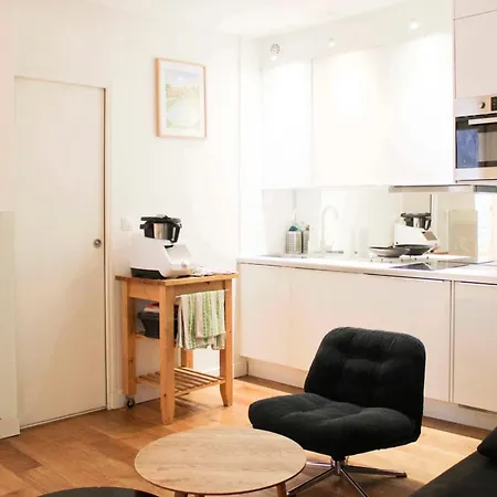 Bright In The Heart Of Well Located *